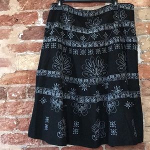Black and white embroidered skirt
